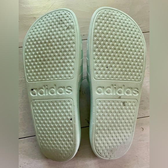 Adidas Comfort Slides, Size 9 - Picture 4 of 5